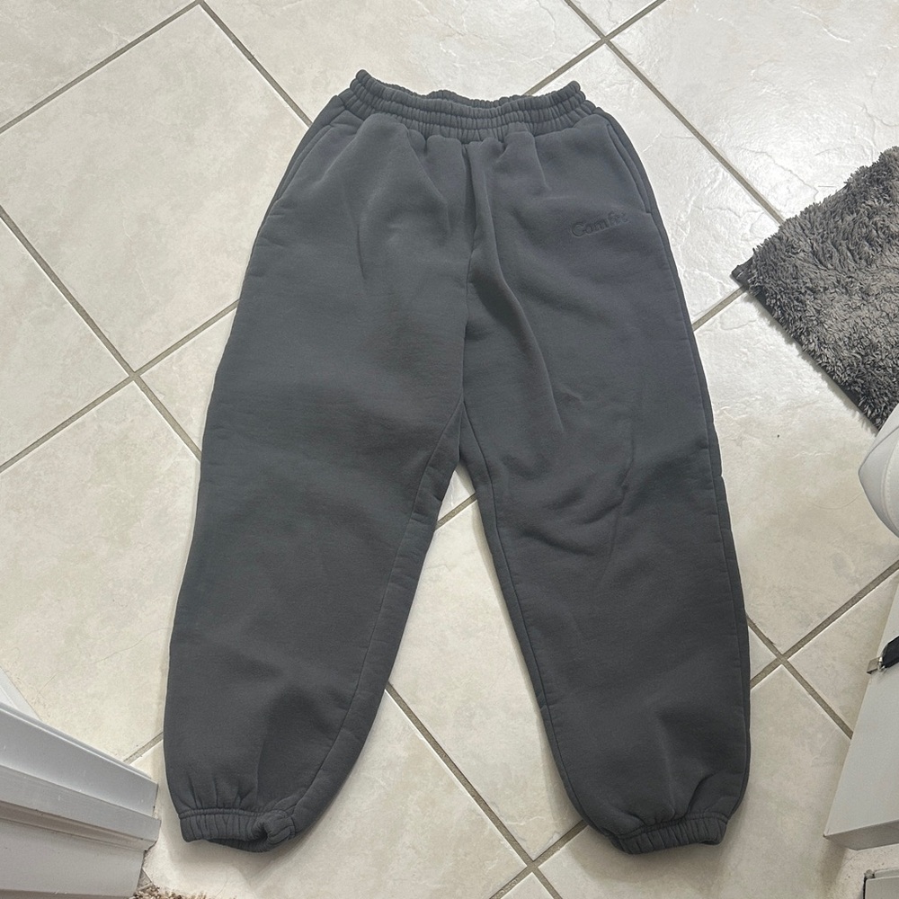 Kids Charcoal Gray Sweatpants - Comfrt XL